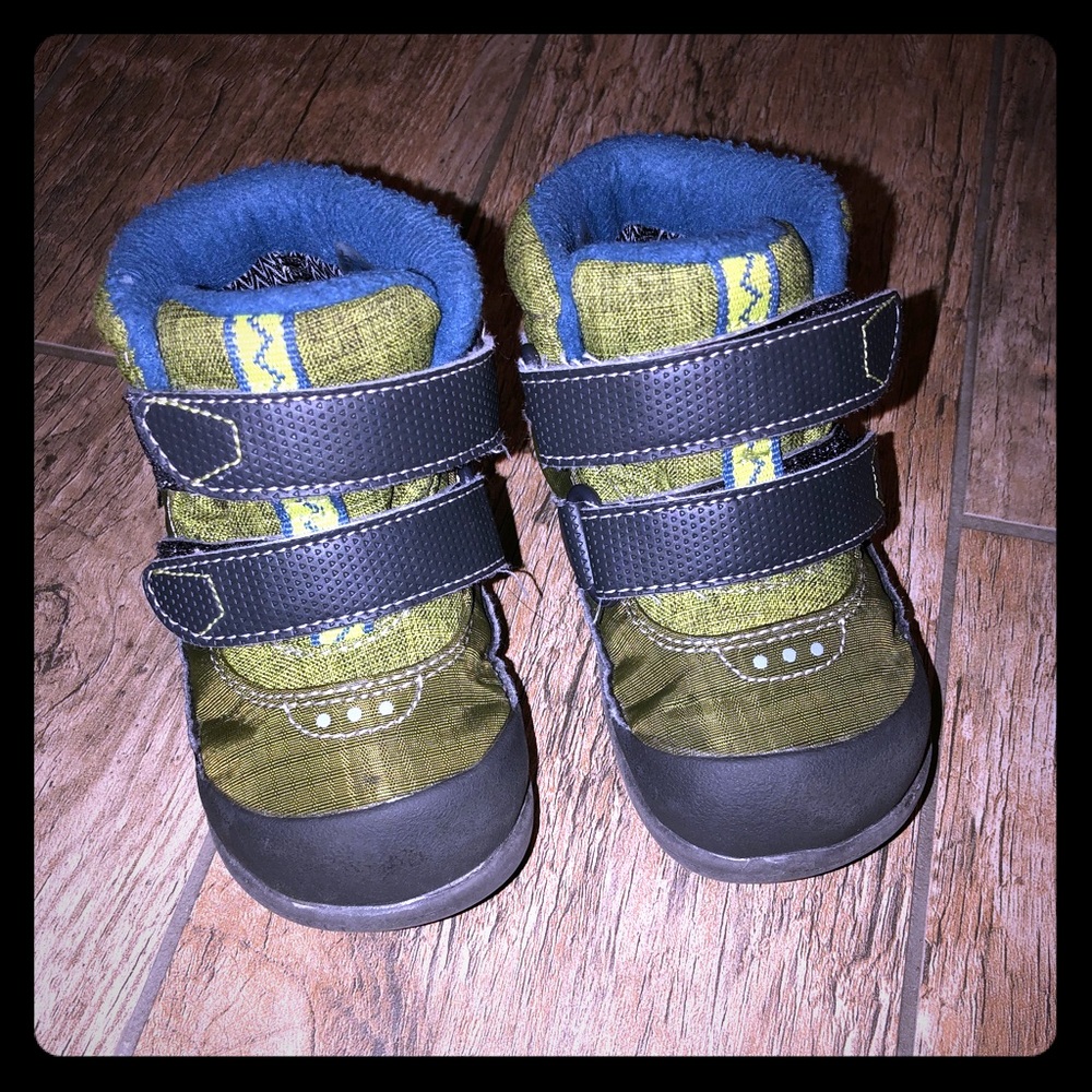 Sale 💥💥 See Kai Run boots for toddler size 6
